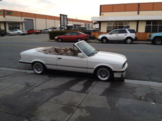 Illustration for article titled For $2,500, This 1989 BMW 325i Could Be White On Nice